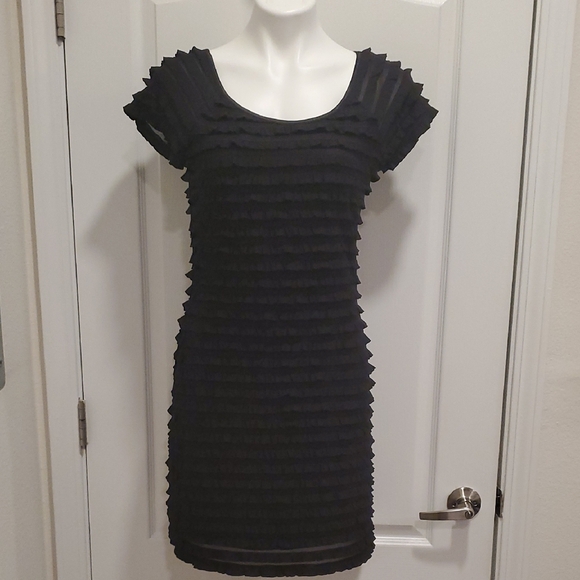connected apparel Dresses & Skirts - Connected Apparel Black Textured Mini Dress